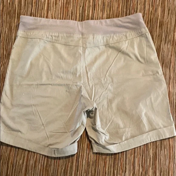 Women's Tan Shorts - Picture 4 of 8